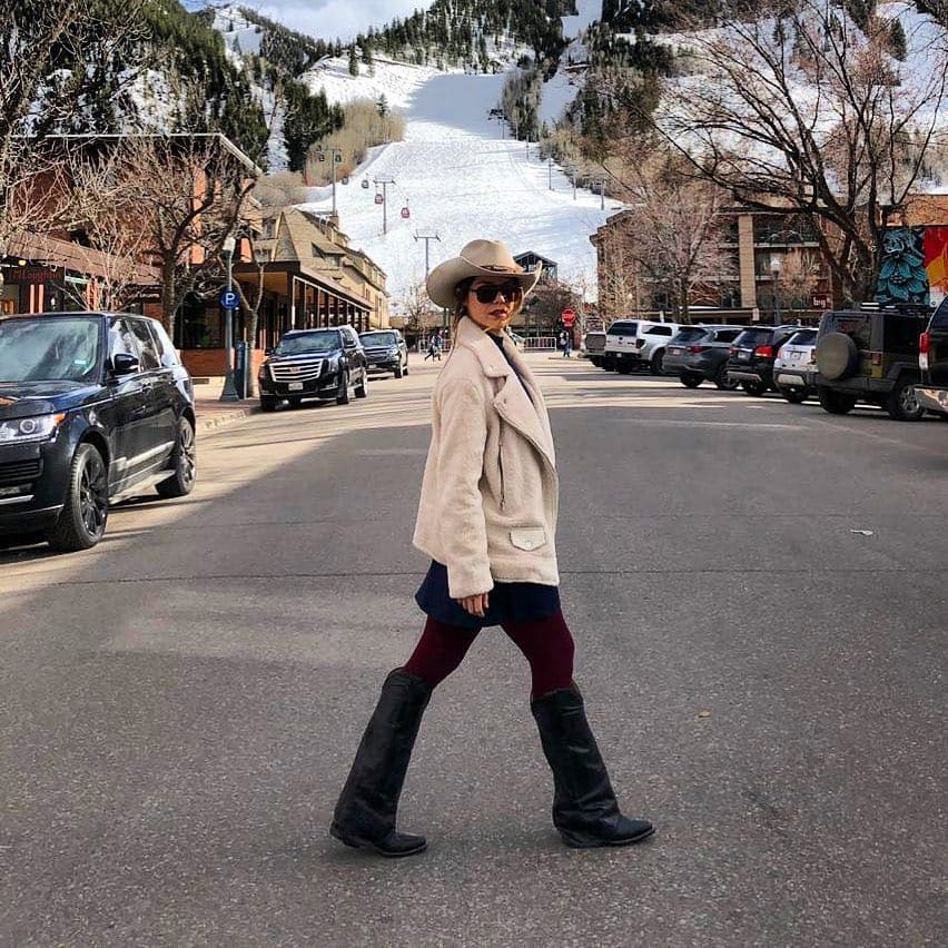 Luego de cinco años de matrimonio, la historia de amor entre Diego y Camila llegó a su fin. Ambos dieron a conocer la noticia por medio de un comunicado de prensa con fecha del 20 de marzo de 2013.