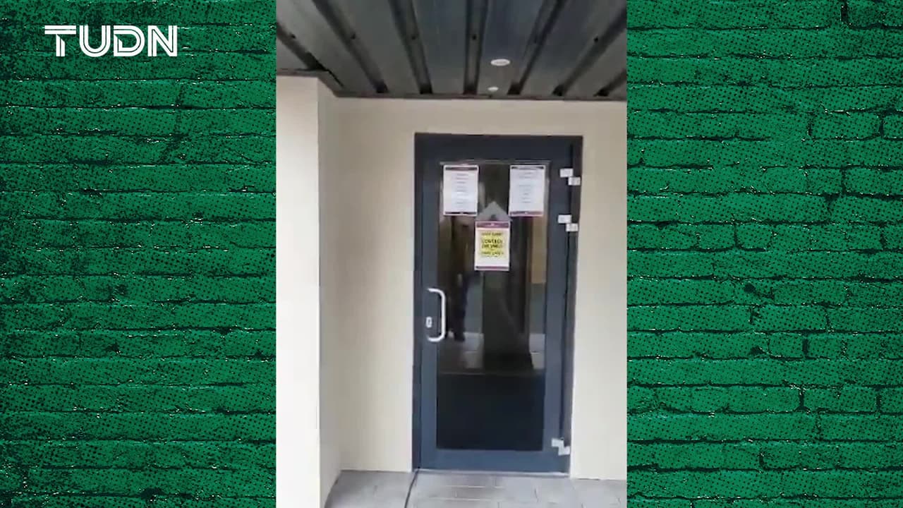 Propone el West Ham túneles desinfectantes para regreso a estadios