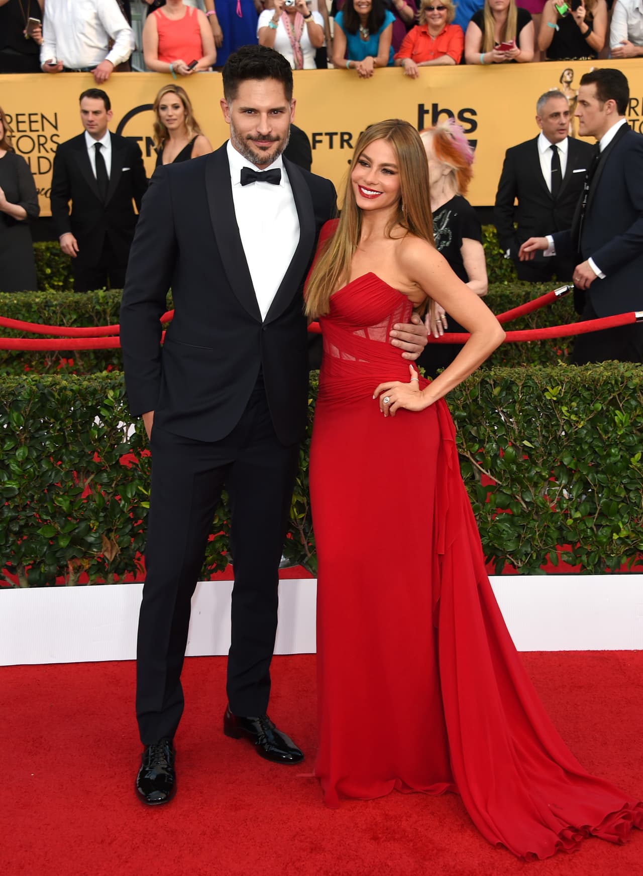 Así que el actor de 'Magic Mike' debe elegir la música para la fiesta.