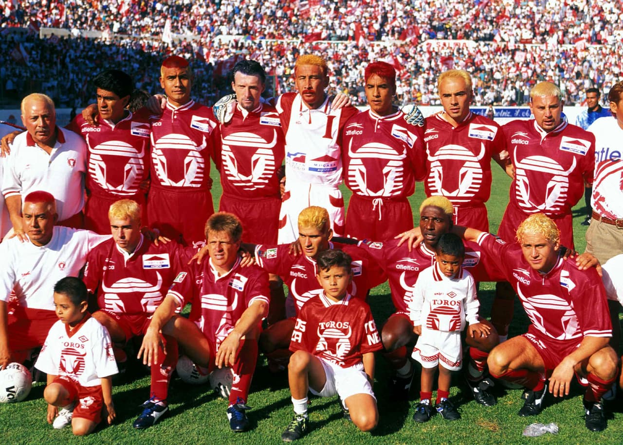 Así que, una vez en la liguilla, todos se tiñeron el pelo de rubio o de rojo.