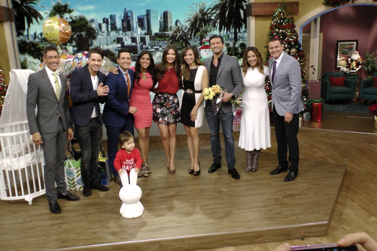 Aunque se ha sentido un poco cansada, Satcha luce radiante.