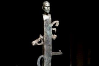 Muestran la estatua de Steve Jobs que adornará la sede de Apple