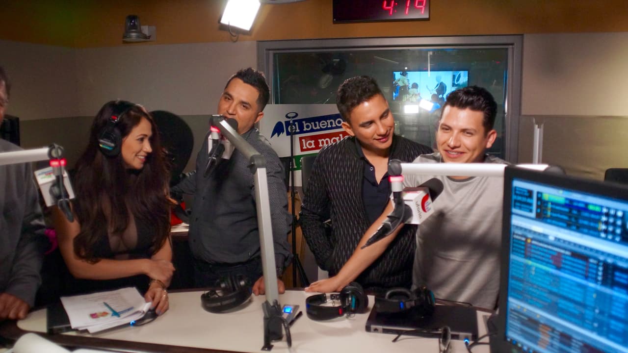 La Arrolladora Banda El Limón y su divertida entrevista con 'El Bueno, La Mala y El Feo'.