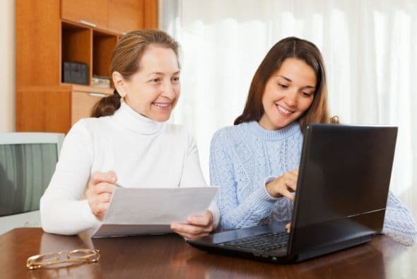 Comparte el costo: Otra alternativa puede ser que coordines con una o dos familias que vivan cerca de ti y exploren la posibilidad de pagar el acceso entre todos.