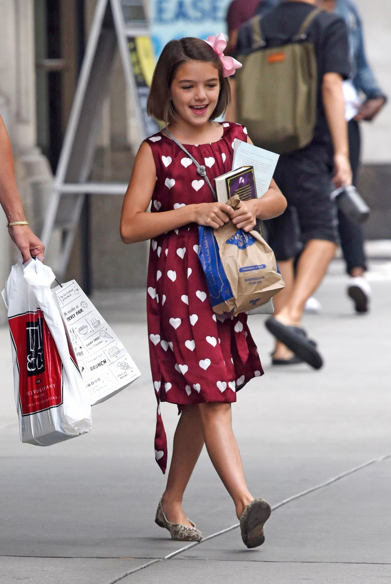El armario de 
<b>Suri Cruise</b> está lleno de prendas de los diseñadores más importantes del mundo (Burberry, Dolce & Gabbana, Armani Junior, entre otros).