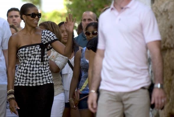 Las vacaciones que realizó la primera dama de Estados Unidos a España, junto con su hija Sasha, habrían costado casi medio millón de dólares, reveló el grupo "Judicial Watch".