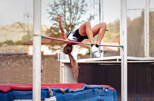 <b>Eventos deportivos profesionales, universitarios o similares</b>| Y se han reportado
<b>2,270 fallecidos. </b>