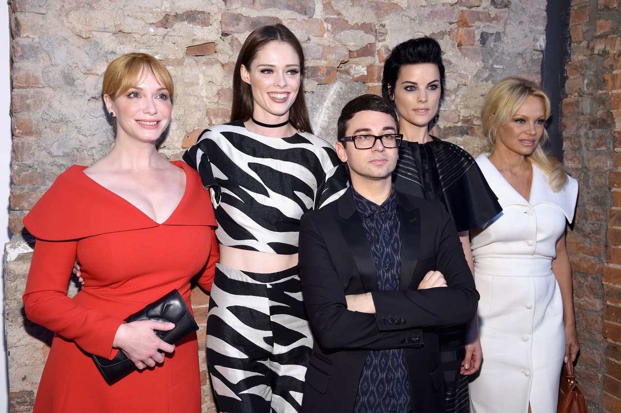 El diseñador Christian Siriano ha sido uno de los poco en desarrollar líneas para mujeres de tallas más grandes.