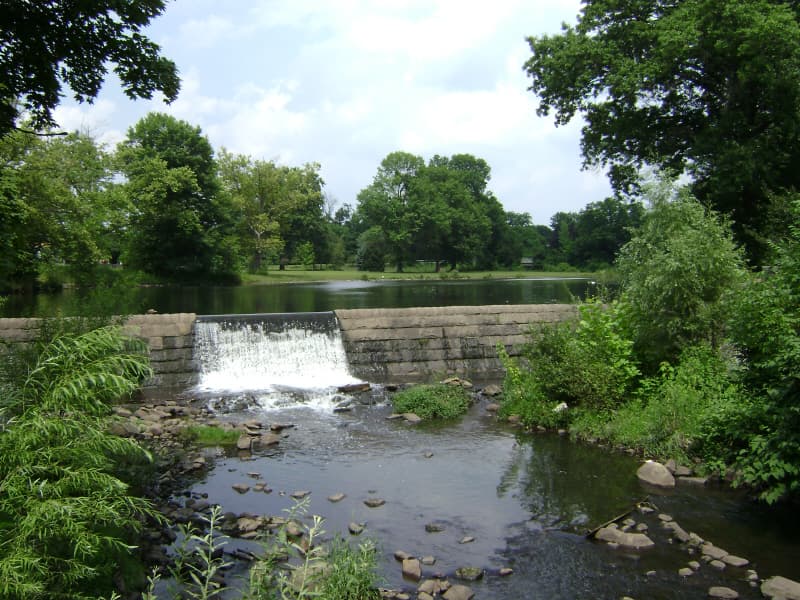 El Goffle Brook Park está ubicado en Hawthorne, NJ.