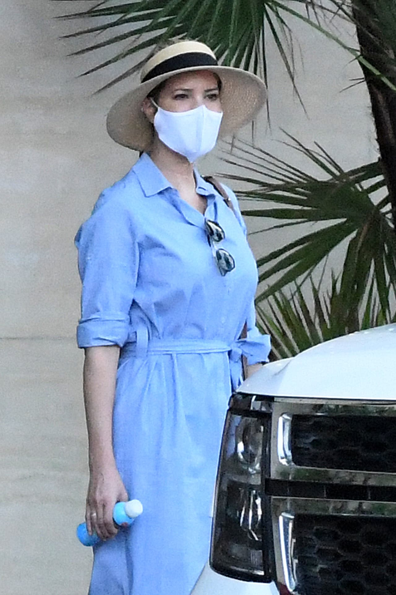 La zona queda cerca de la exclusiva isla Indian Creek, donde adquirieron un terreno de 1.84 acres con 200 pies de costa privada.
<br>