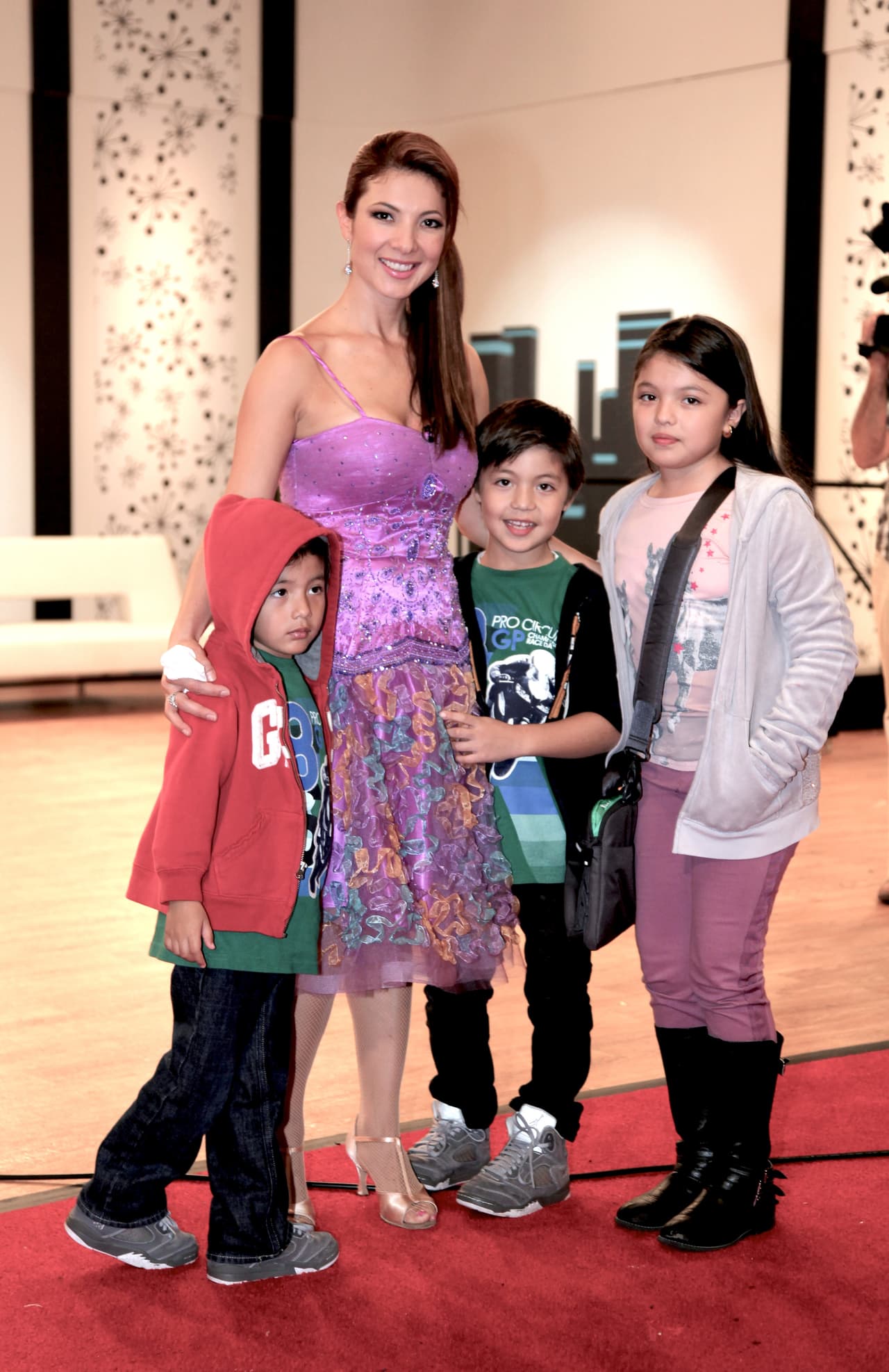 En esta foto se puede ver a Priscila junto a sus retoños, mientras participaba en el show de ‘Mira Quién Baila’ en el 2011.