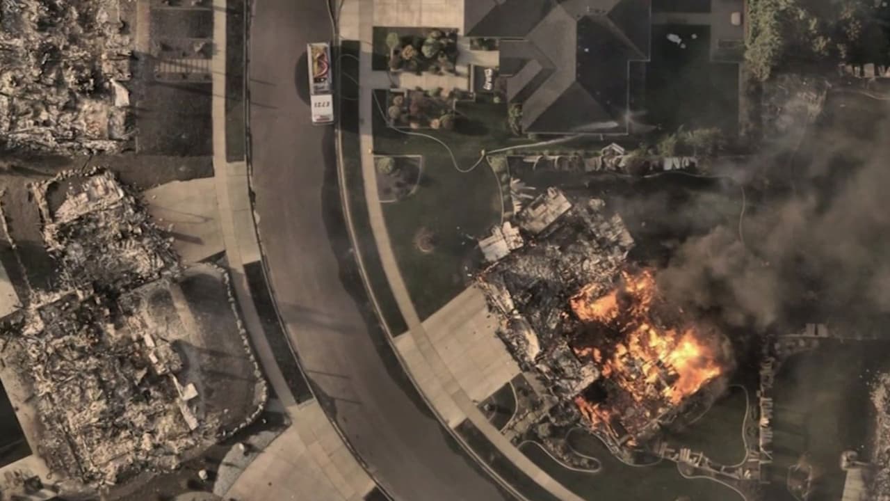 Imágenes aéreas muestran la devastación en Spokane por incendios en Washington