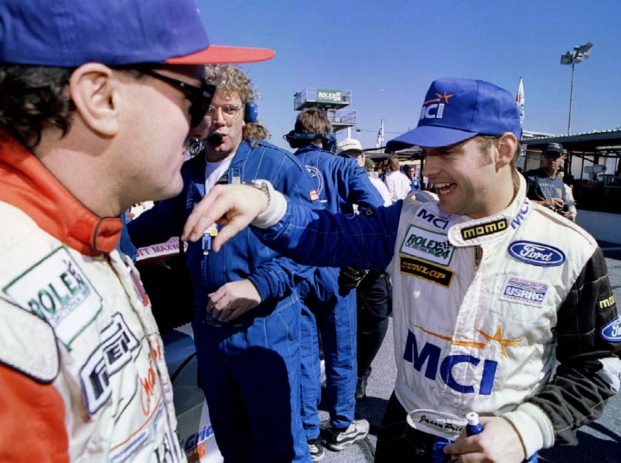 Tras el aparatoso accidente, que 
<b>casi le cuesta la vida</b>, decidió retirarse de las pistas de carreras. 
<br>
<br>“El problema es que no puedo soportar más fracturas de cráneo o conmociones cerebrales. He tenido 13. Tres o cuatro de ellos por accidentes de autos de carrera. Crecí en la agitada Vancouver, jugando al hockey y al rugby. 
<b>El neurólogo que me ayudó a reconstruir mi cabeza</b> esta última vez me sentó y me dijo: 'Mira, tienes otra conmoción cerebral y tenemos un gran problema'. Después de esta conmoción cerebral, me llevó tres meses aprender a hablar de nuevo. Simplemente no puedo arriesgarme a romperme la cabeza otra vez”, dijo al portal EW en 2014.