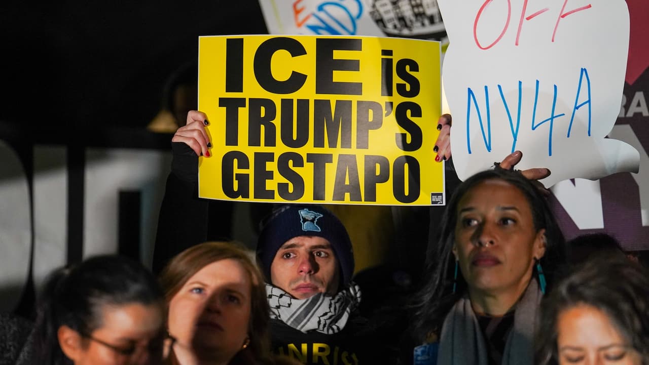 Manifiestan en Nueva York tras fatal tiroteo de ICE en Minneapolis
