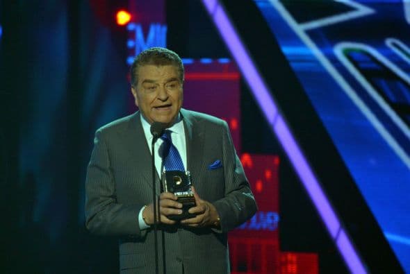 "Al cerrar el ciclo de Sábado Gigante, diré 'Hasta siempre Sábado Gigante', y yo seguiré dando guerra".