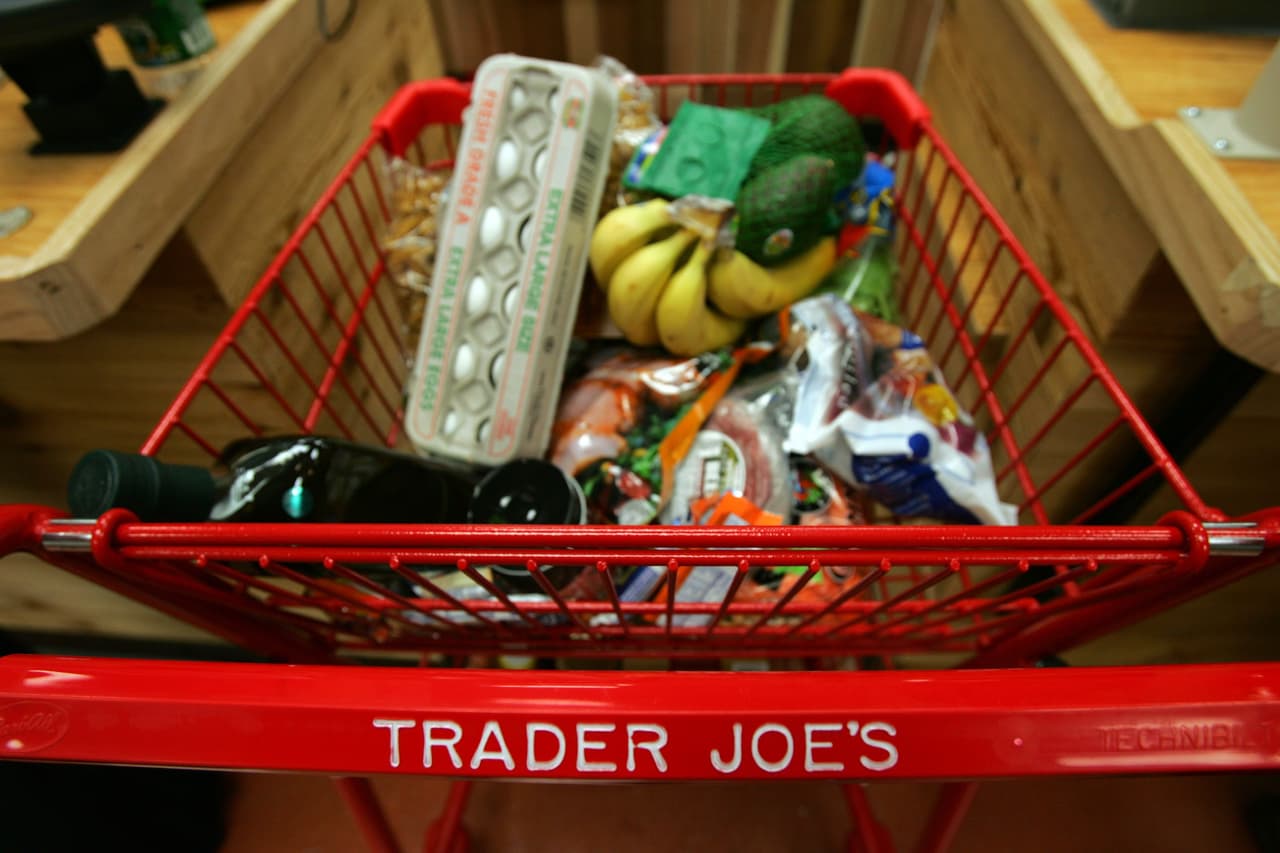 <b>Trader Joe's:</b> Abierto hasta las 6 de la tarde en Nochebuena; cerrado el día de Navidad.