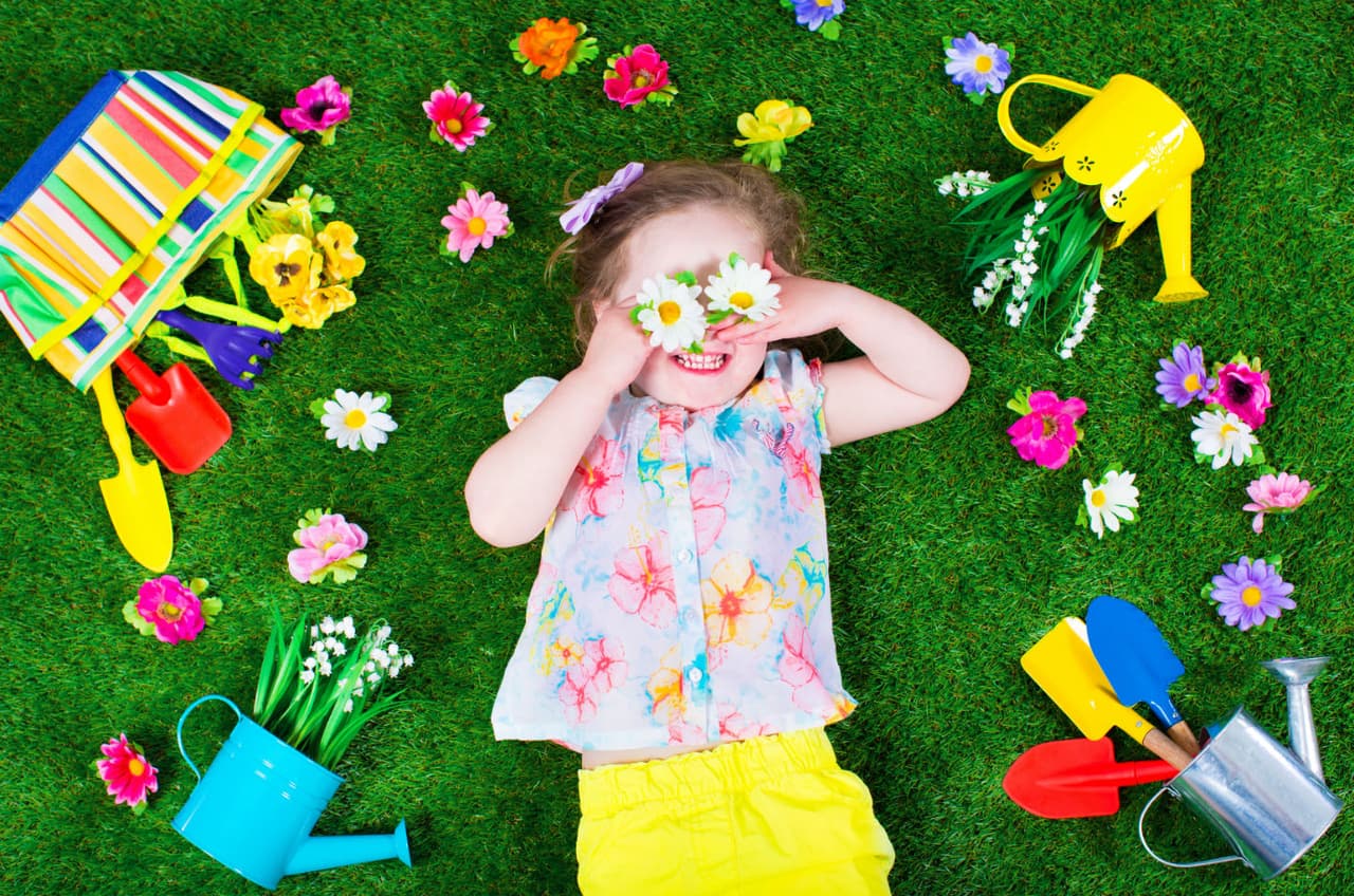 La primavera nos abre las puertas para explorar, volver a caminar por el parque, ir de paseo en bicicleta, hacer jardinería y hasta recorrer nuestra ciudad con otros ojos.