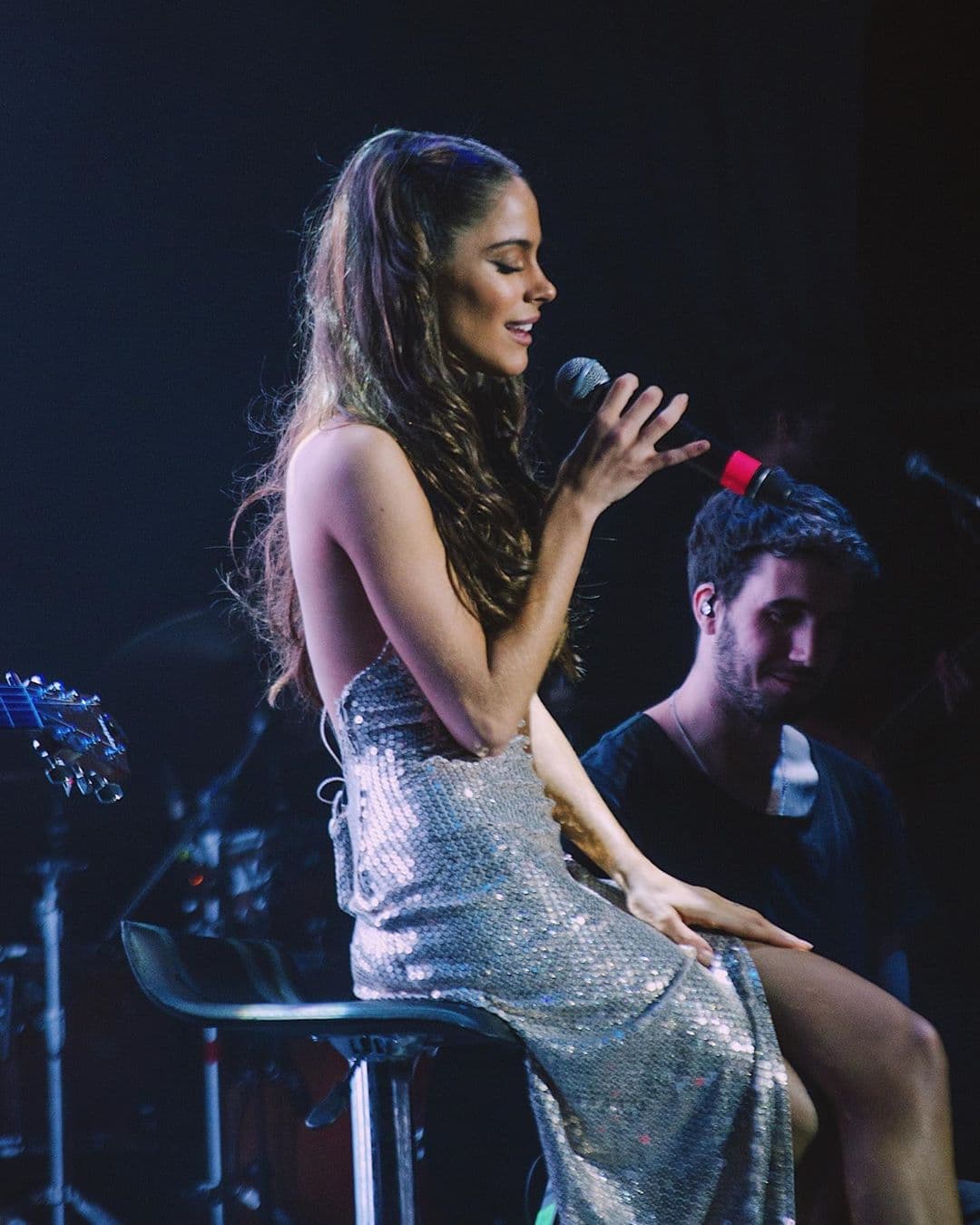 Debutó como cantante en 2016 con su disco homónimo y, el año pasado presentó 'Quiero volver' con el cual ocupó los primeros lugares en Argentina. Tini también se anotó dos grandes éxitos al grabar los temas 'Quiero volver' y 'Cristina' junto a Sebastian Yatra. Por cierto, dicen que hay romance con él, ¿será?