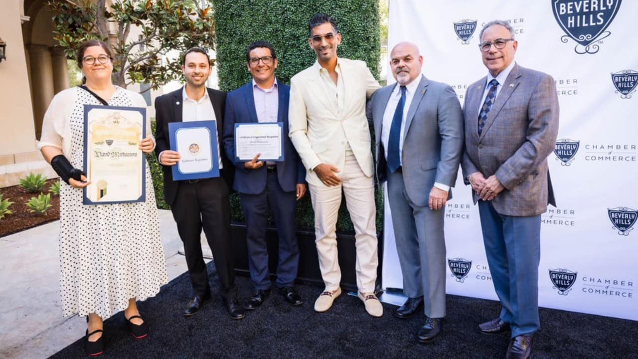 Manfred Mauricio Quintanilla Hernández asistió a la Gala representando a Cantina Frida, destacando la importancia del evento y su apoyo a la comunidad empresarial.