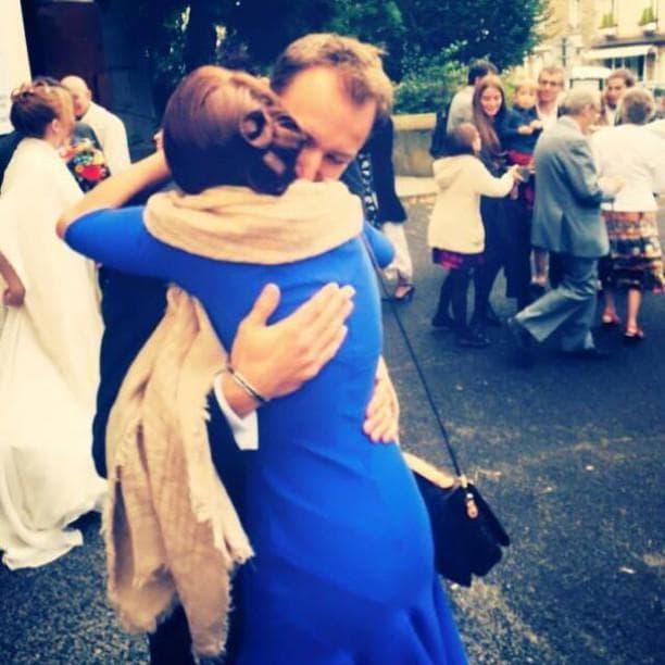 Y en la boda de su hermano acudió con Sebastián.