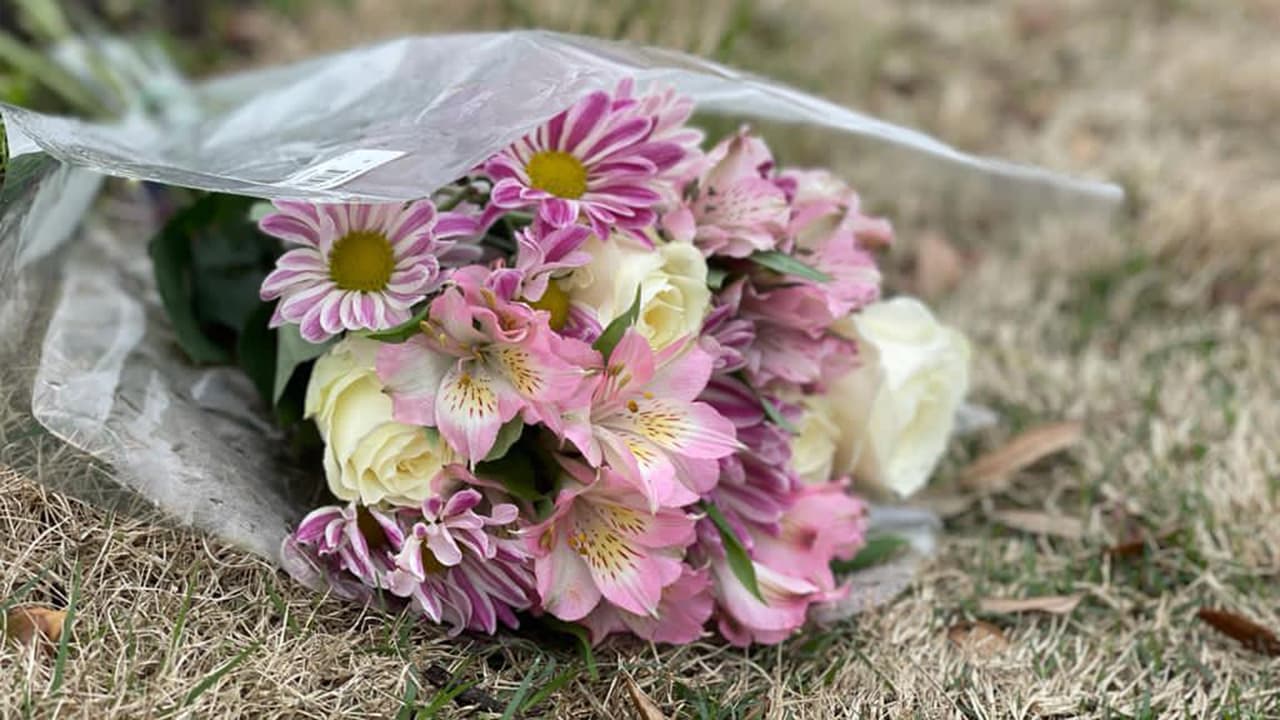 Los tres niños que murieron eran varones. Las autoridades no han revelado las identidades de ninguno ni de su madre aunque se sabe que son afroamericanos.