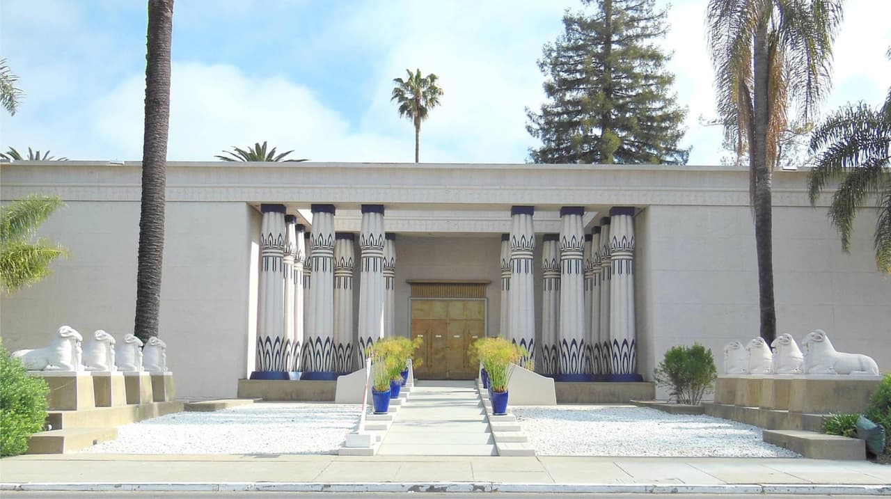 El 
<b>Museo Egipcio Rosacruz </b>contiene la colección más grande de reliquias sobre esta civilización antigua. 
<br>