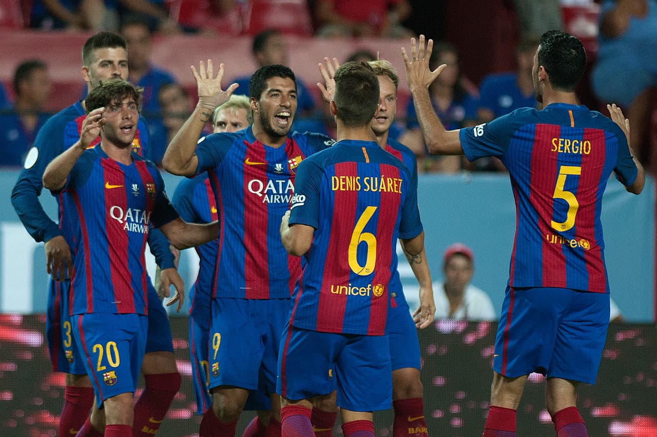 La disputa más reciente de un título entre estos equipos se vivió en la Supercopa de España del 2016.