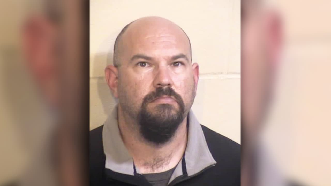 Bren Cox, sospechoso de abuso infantil