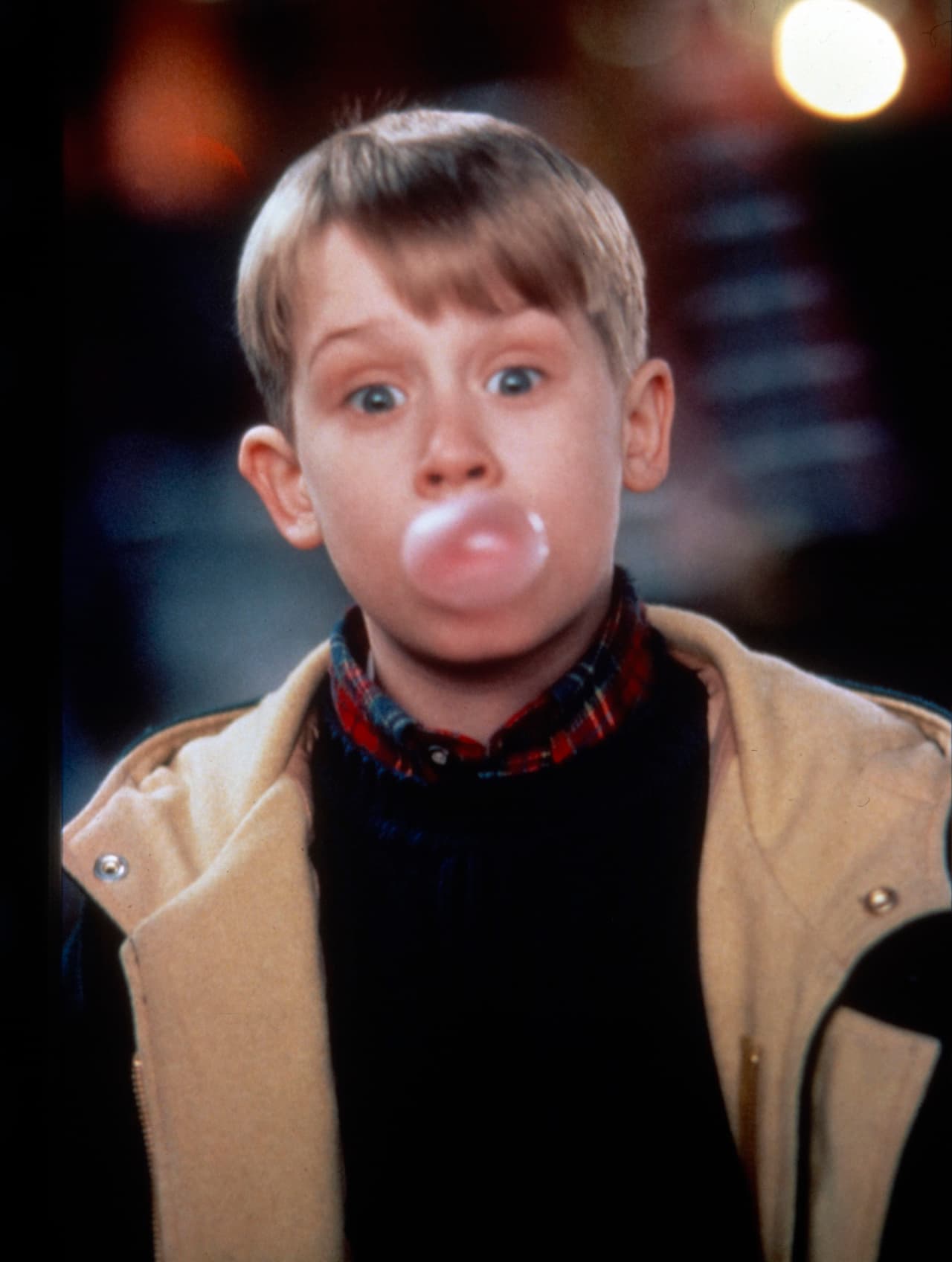 Macaulay, sus padres y sus 6 hermanos crecieron en un pequeño apartamento. “Era básicamente un largo pasillo separado por espacios con puertas, pero sin puertas", contó Culkin a ‘New York Magazine’ el 7 de mayo de 2001.