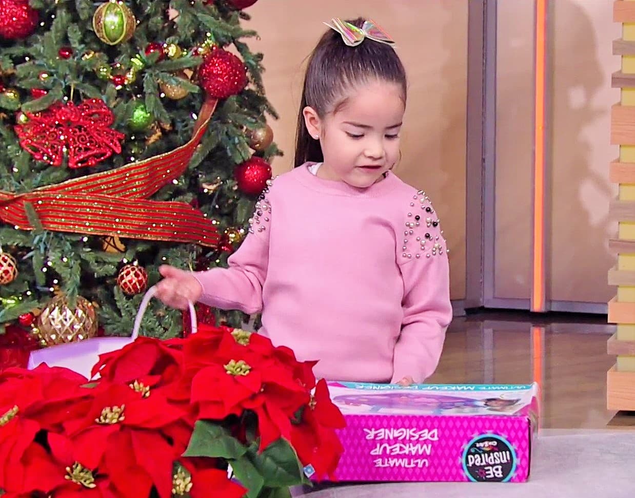 Giulietta 
<a href="https://www.univision.com/shows/despierta-america/entre-mascarillas-y-maquillaje-asi-pasan-las-tardes-giulietta-y-ana-patricia-fotos" target="_blank">adora maquillar</a>, en repetidas ocasiones le puso color a su tía Karla y Francisca cuando Ana Patricia era parte del equipo del programa matutino, y al parecer los Reyes Magos la conocen muy bien, ya que recibió un juego de pinturas.