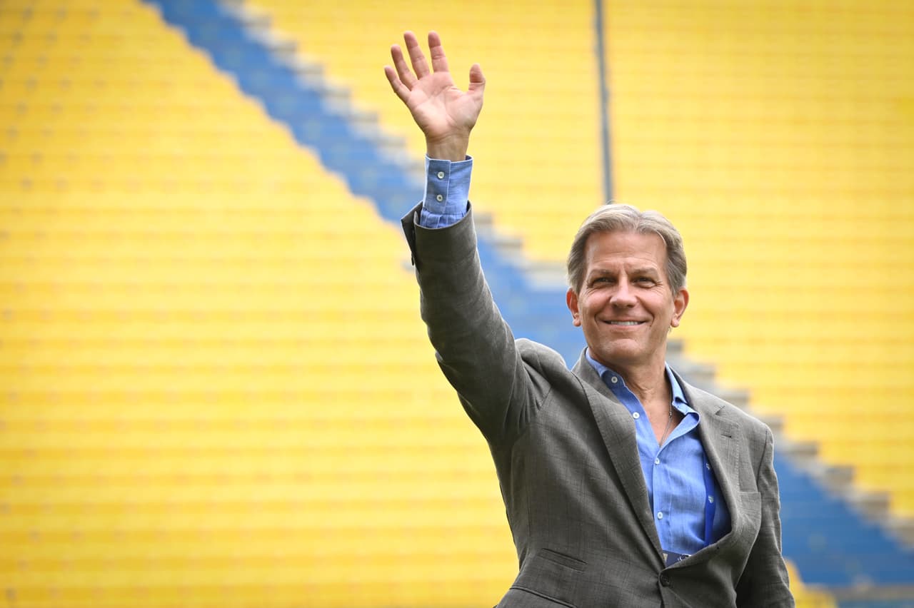 Con goles de Mertens e Insigne, los del Napoli se imponen ante el Parma. El mexicano Hirving Lozano tuvo participación importnate en el partido; jugó 83 minutos en la primera fecha de la Serie A.