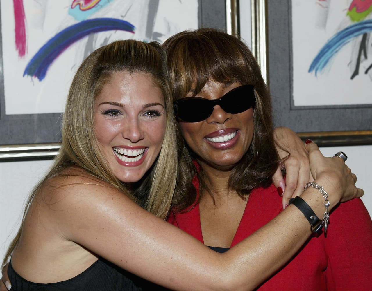 Fuentes con Donna Summer en octubre de 2003.