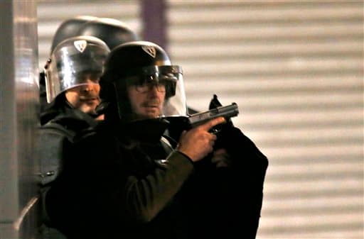 Madre de uno de los suicidas: "Tuve la impresión de que iba a estallar"