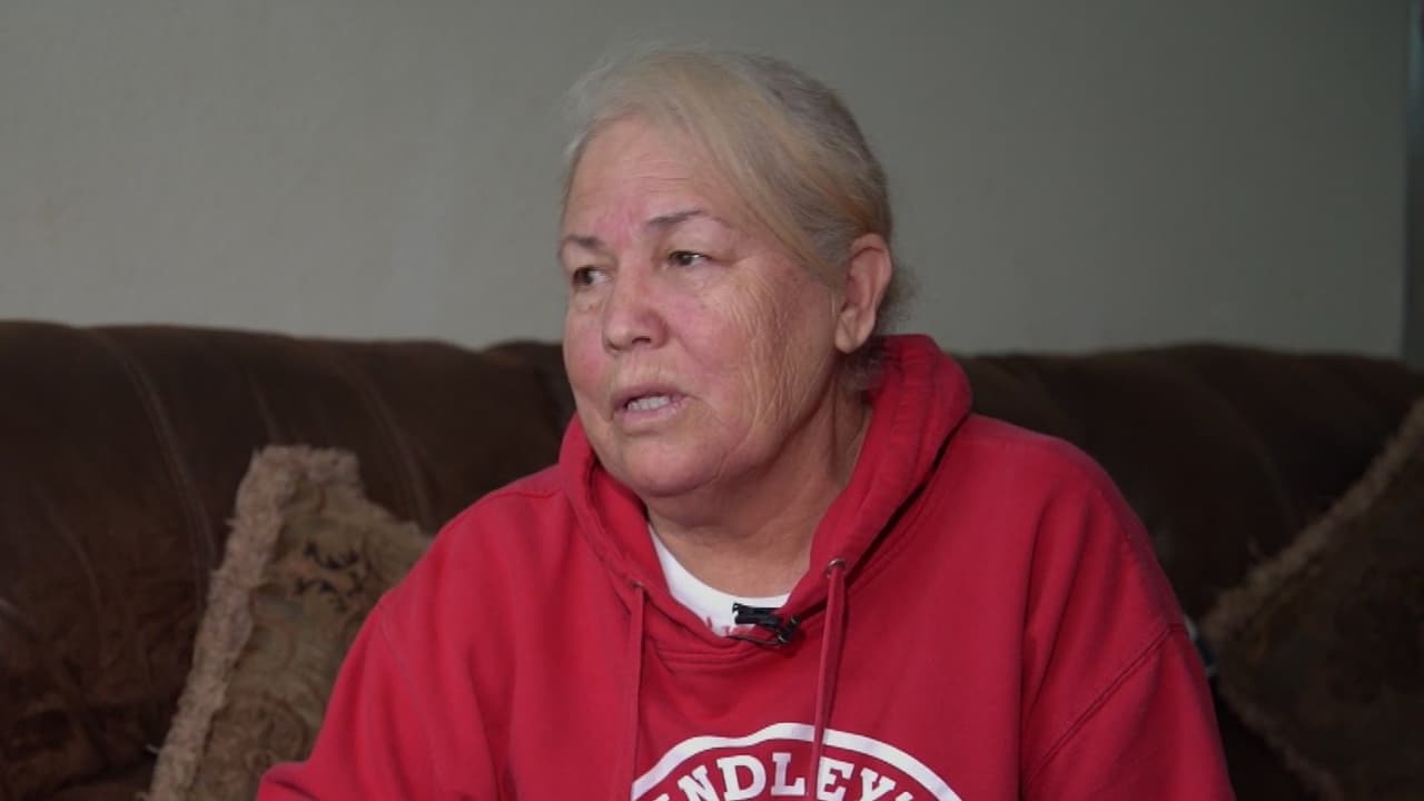 Oferta en Facebook para “tramitar” licencia termina en estafa; víctima pierde 1,600 dólares