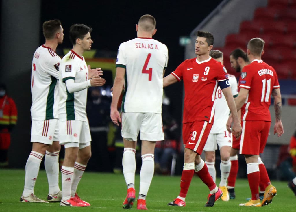 Grupo I | Hungría y Polonia empataron a tres goles.