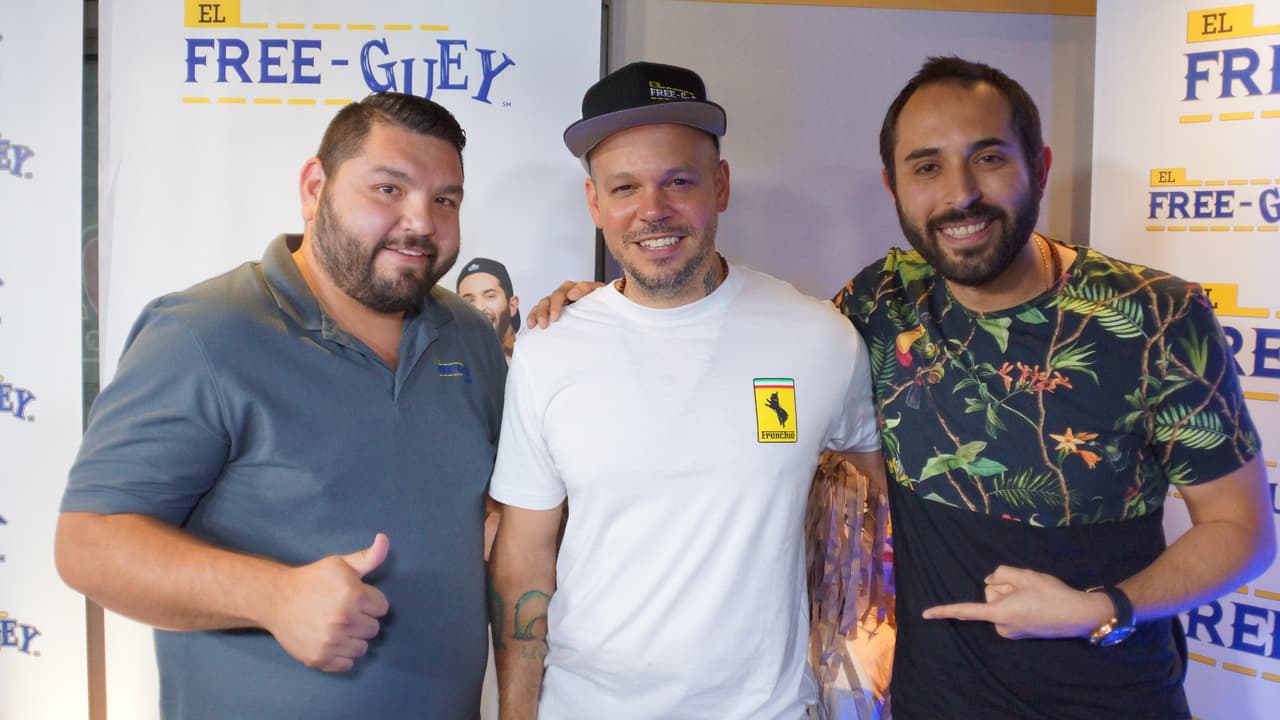 Residente se la pasó a todo dar con El Tambochi y El Compa Ivan.