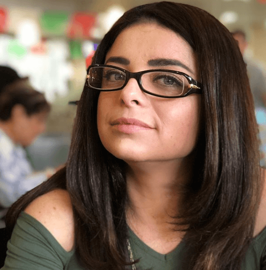 Esto la llevó a plantearse una profunda reflexión que externó en la entrevista: "Yo decía: '¿No puedo tener el reconocimiento por mi trabajo sin esta fama?'".
<br>