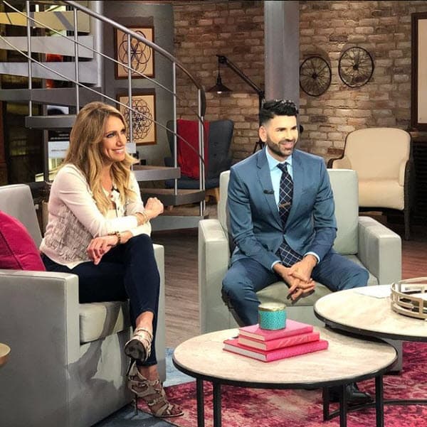 Se trata de nuestro querido Jomari Goyso, quien ha hecho buena mancuerna con Lili para presentar el show en su ausencia.