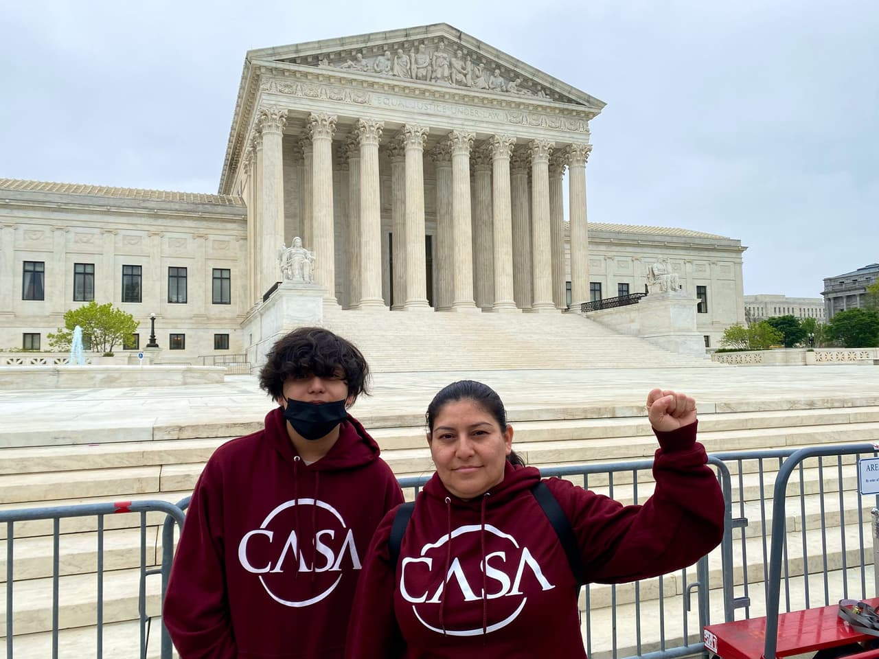 La decisión del juez de aplazar la cancelación del Título 42 provoca que se mantenga el programa "Quédate en México", que envía al país vecino a los inmigrantes detenidos en la frontera, sin poder pedir asilo.