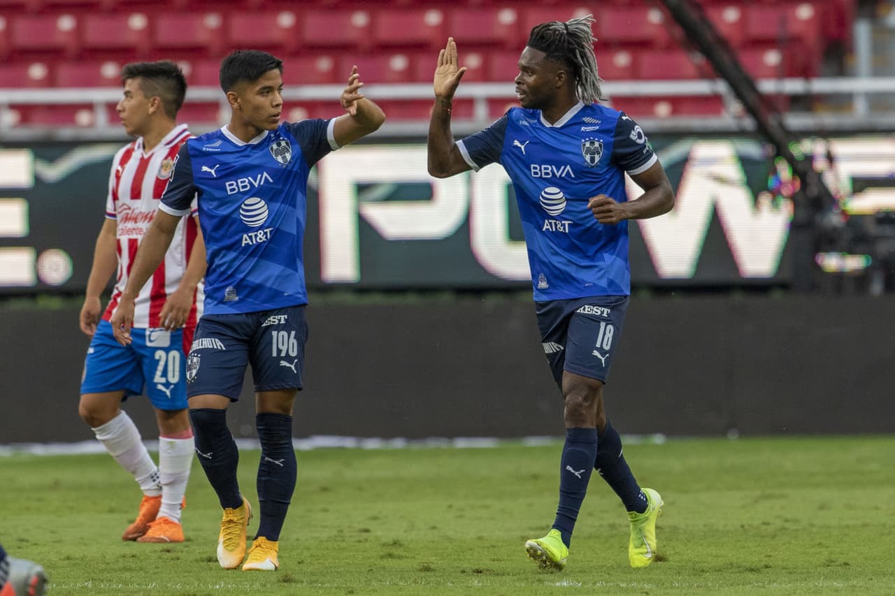 De cara a la fiesta grande del futbol mexicano, aparecieron Zaldívar y Vega para darle el triunfo al Rebaño. | Hurtado (36’) adelantó a los Rayados. Zaldívar (81’) emparejó los cartones y Vega, con tremendo golazo, le dio vuelta al juego. Angulo (90+4’) hizo el último de Chivas.