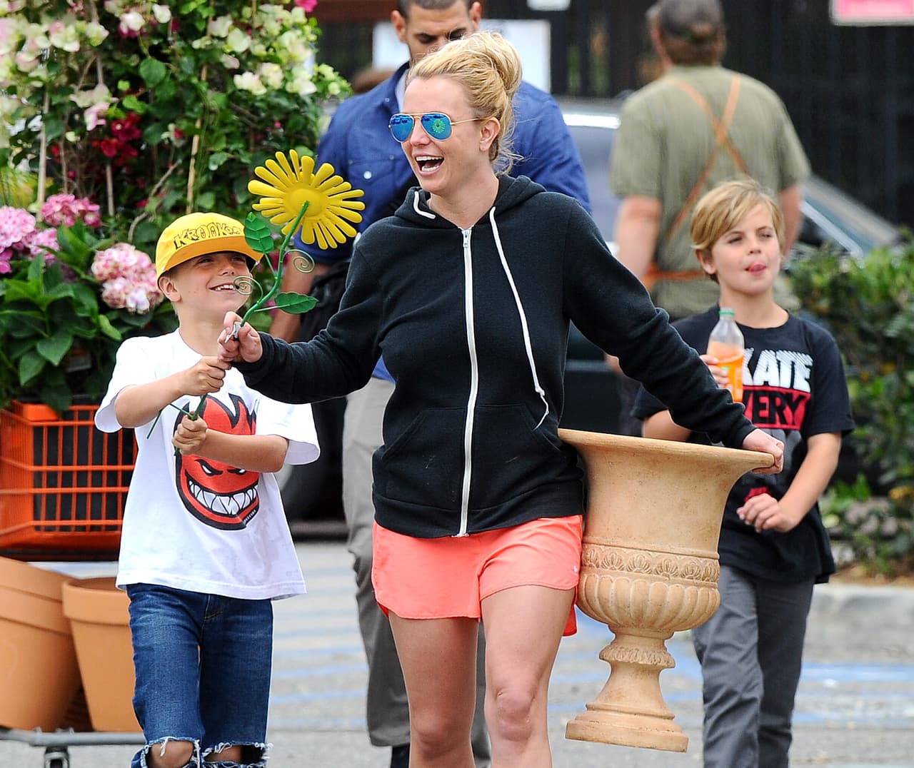 Britney casi logra escapar esta vez.