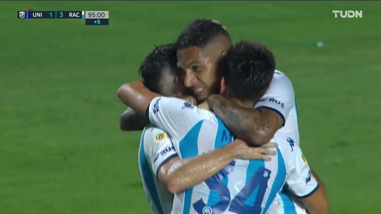 ¡Sentencia Racing! Paolo Guerrero cierra la cuenta con el 1-3