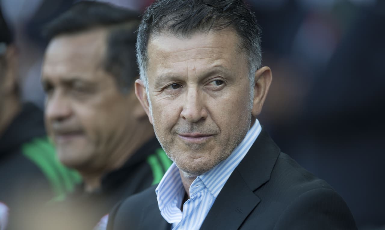 Para la segunda mitad el técnico Osorio movió a sus piezas y envió al campo a Rafa Márquez, Marco Fabián, Edson Álvarez, Miguel Layún, Hirving Lozano y Chicharito Hernández, buscando alternativas.