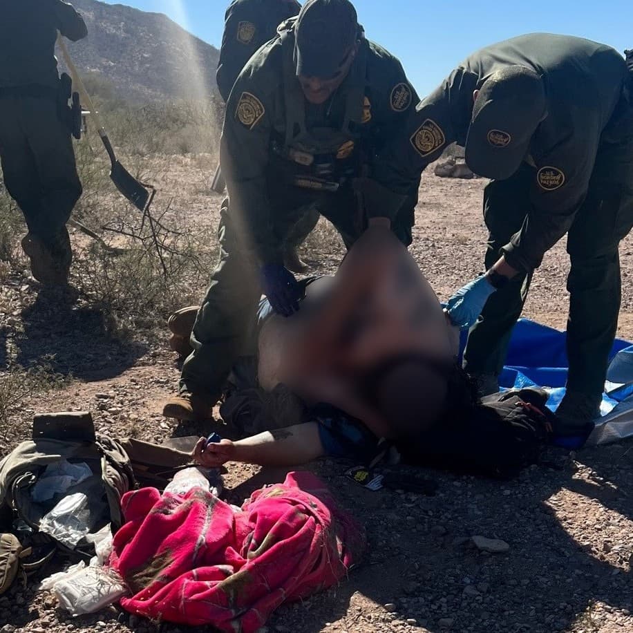 Localizaron a un migrante, de 48 años, que que sufrió una lesión grave en el hombro.