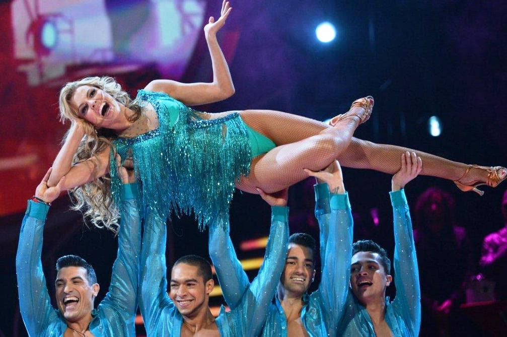 Cuando las estrellas están en la pista de baile se transforman totalmente. | Marjorie de Sousa, Mira Quién Baila 2013.