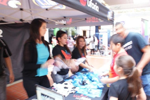 Miles se dieron cita a la octava edición de la Feria Para Aprender, en donde la comunidad hispana recibió información sobre educación en todos los niveles.