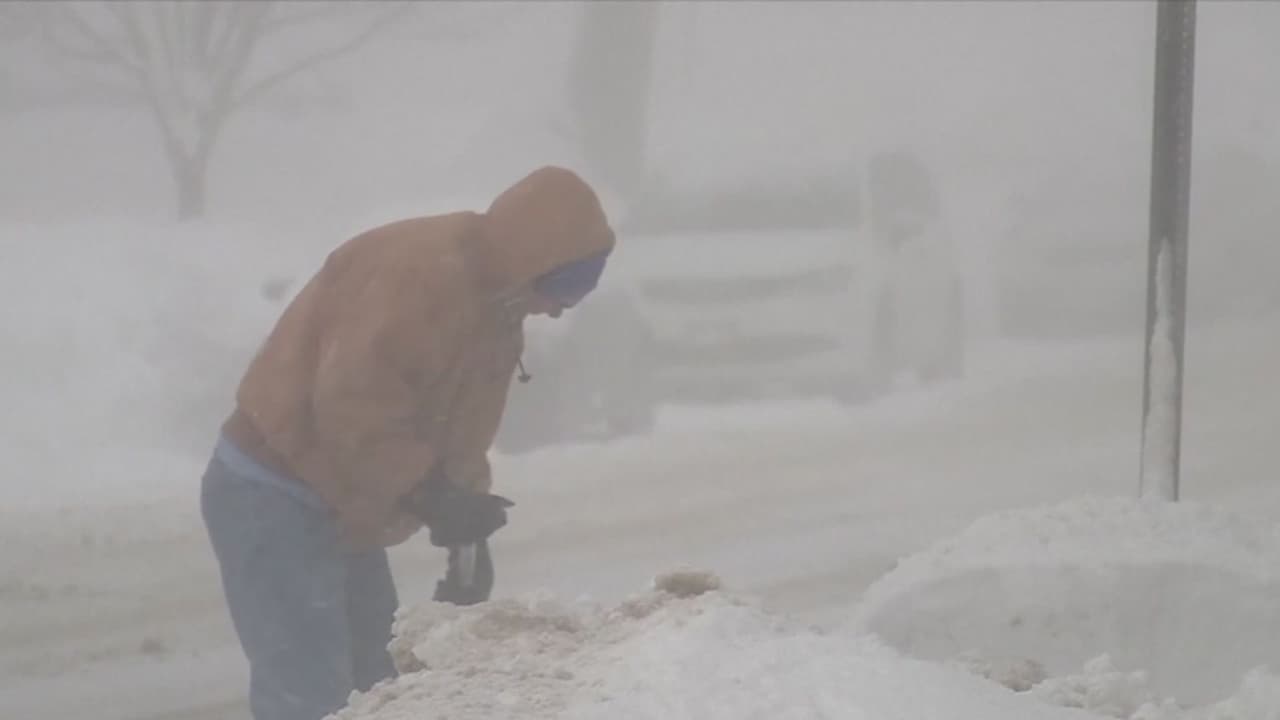 El mal tiempo no da tregua en EEUU: se registran fuertes lluvias y nevadas de costa a costa