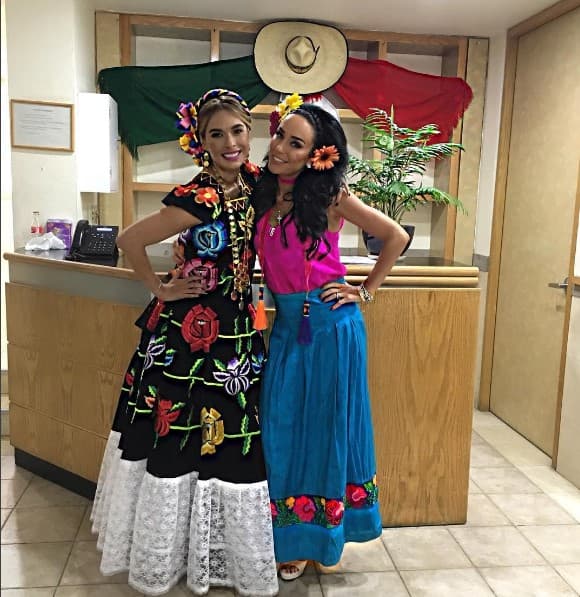 Galilea e Inés lucen increíbles con su outfit de fiesta patria.