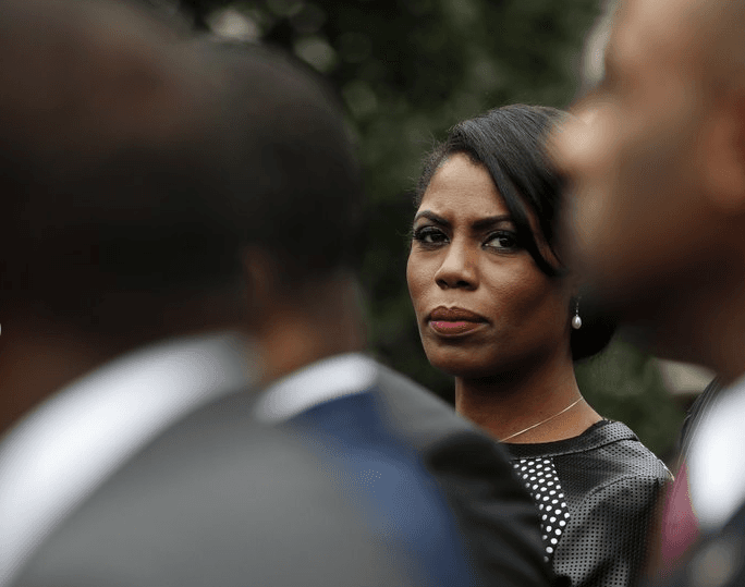 Omarosa no se deja intimidar y desafía a Trump: "No me van a hacer callar"