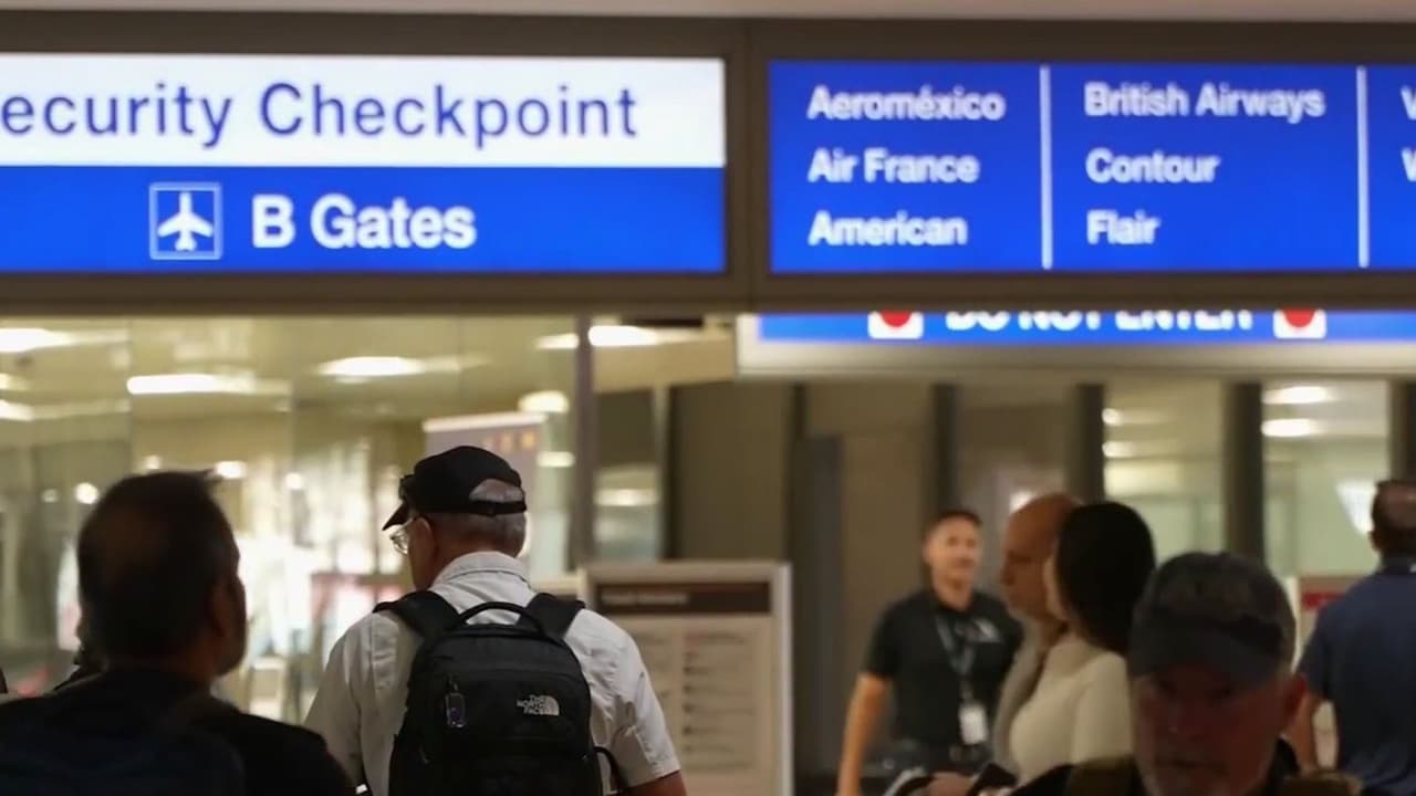 Alarma en aeropuertos de EEUU: El plan de retirar agentes aduanales de ciudades santuario desata incertidumbre